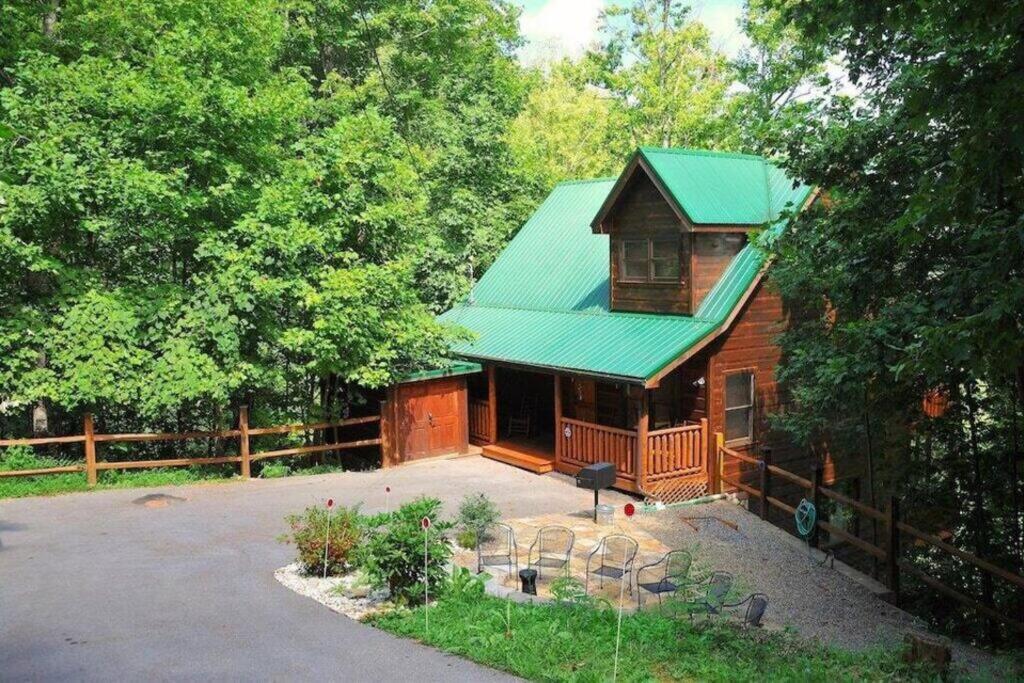 Brave Eagle Cabin Sevierville Zimmer foto