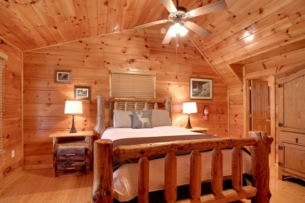 Brave Eagle Cabin Sevierville Zimmer foto