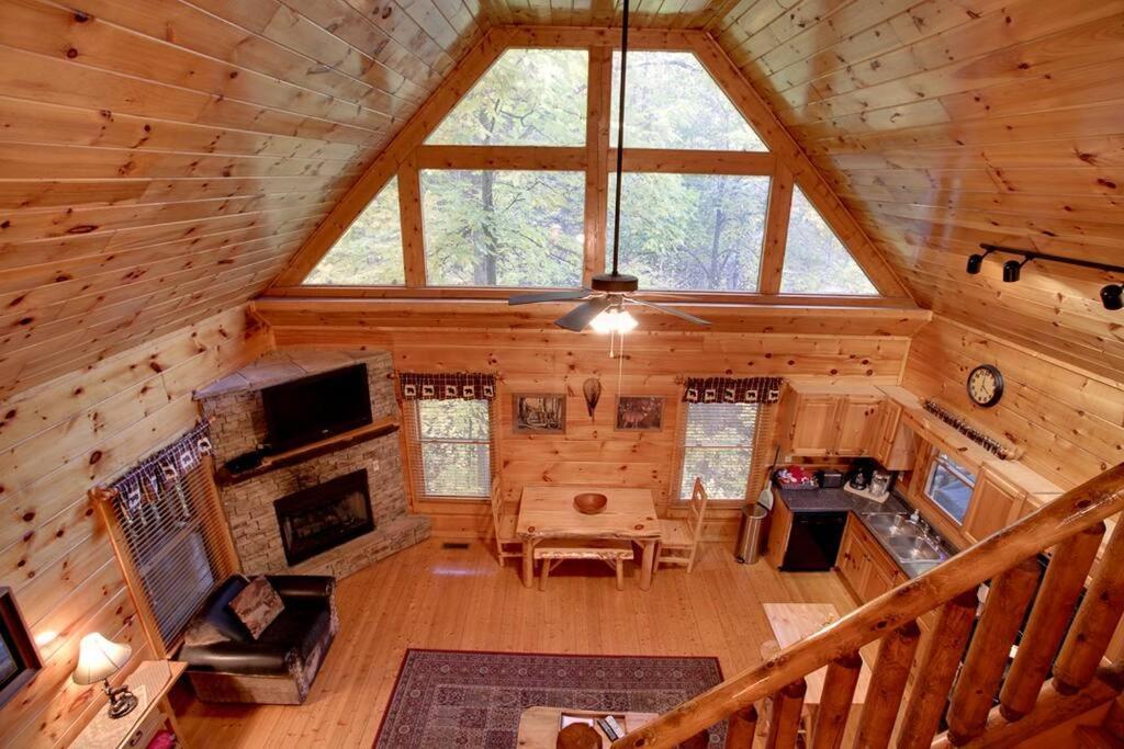 Brave Eagle Cabin Sevierville Zimmer foto